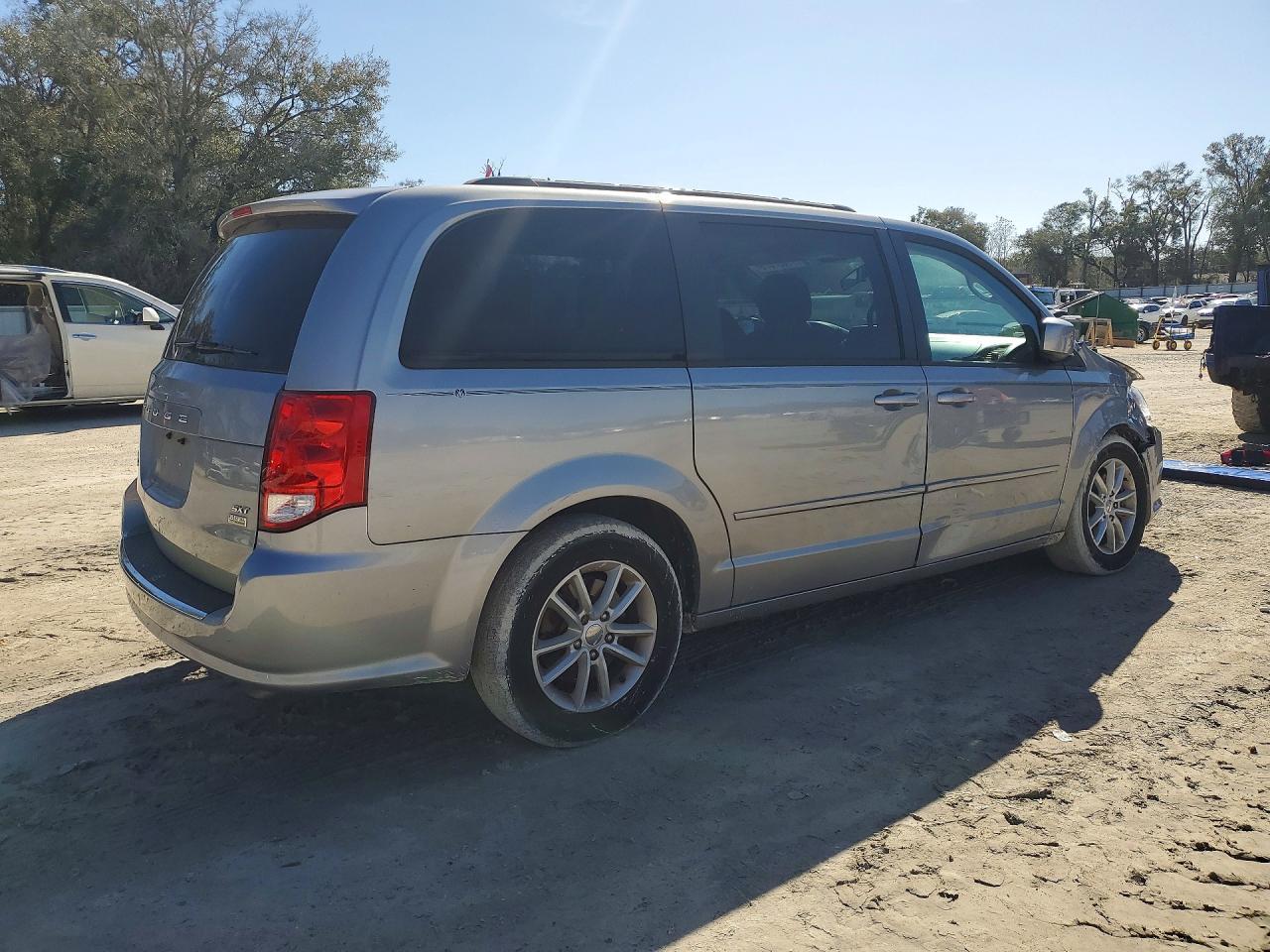 2014 Dodge Grand Caravan Sxt - zdjęcie 3