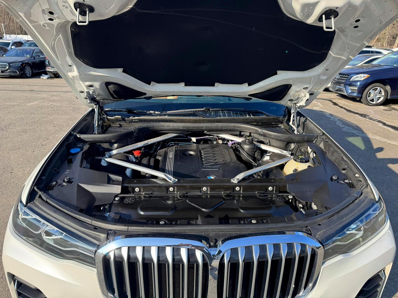 2021 BMW X7 xDrive40I - zdjęcie 8