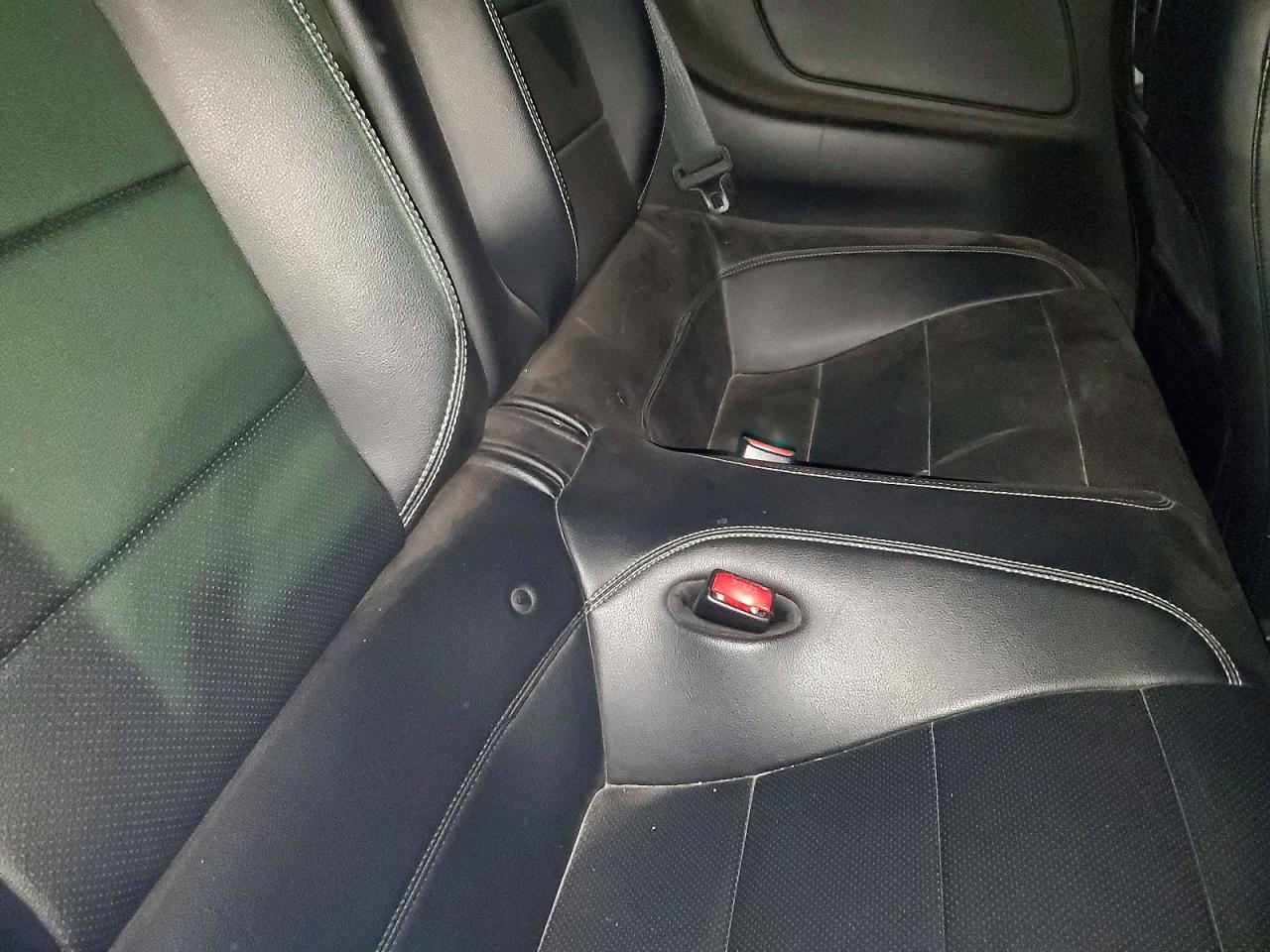 2016 Ford Mustang - zdjęcie 11