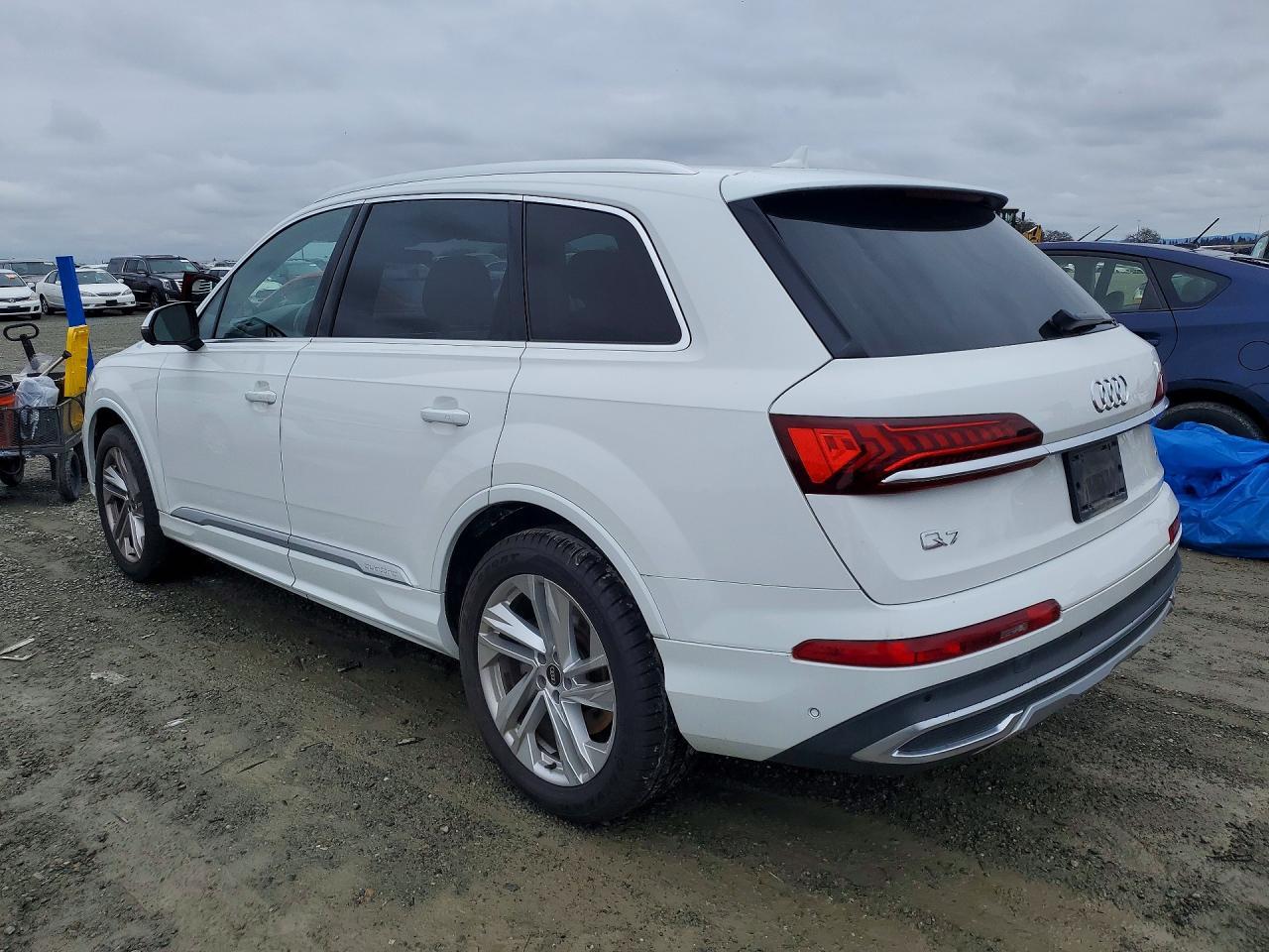 2021 Audi Q7 Premium Plus - zdjęcie 2