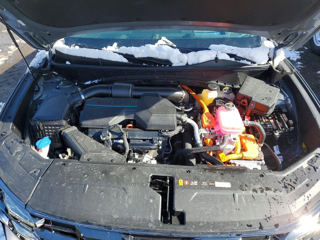 2025 Hyundai Tucson Hybrid Limited - zdjęcie 12