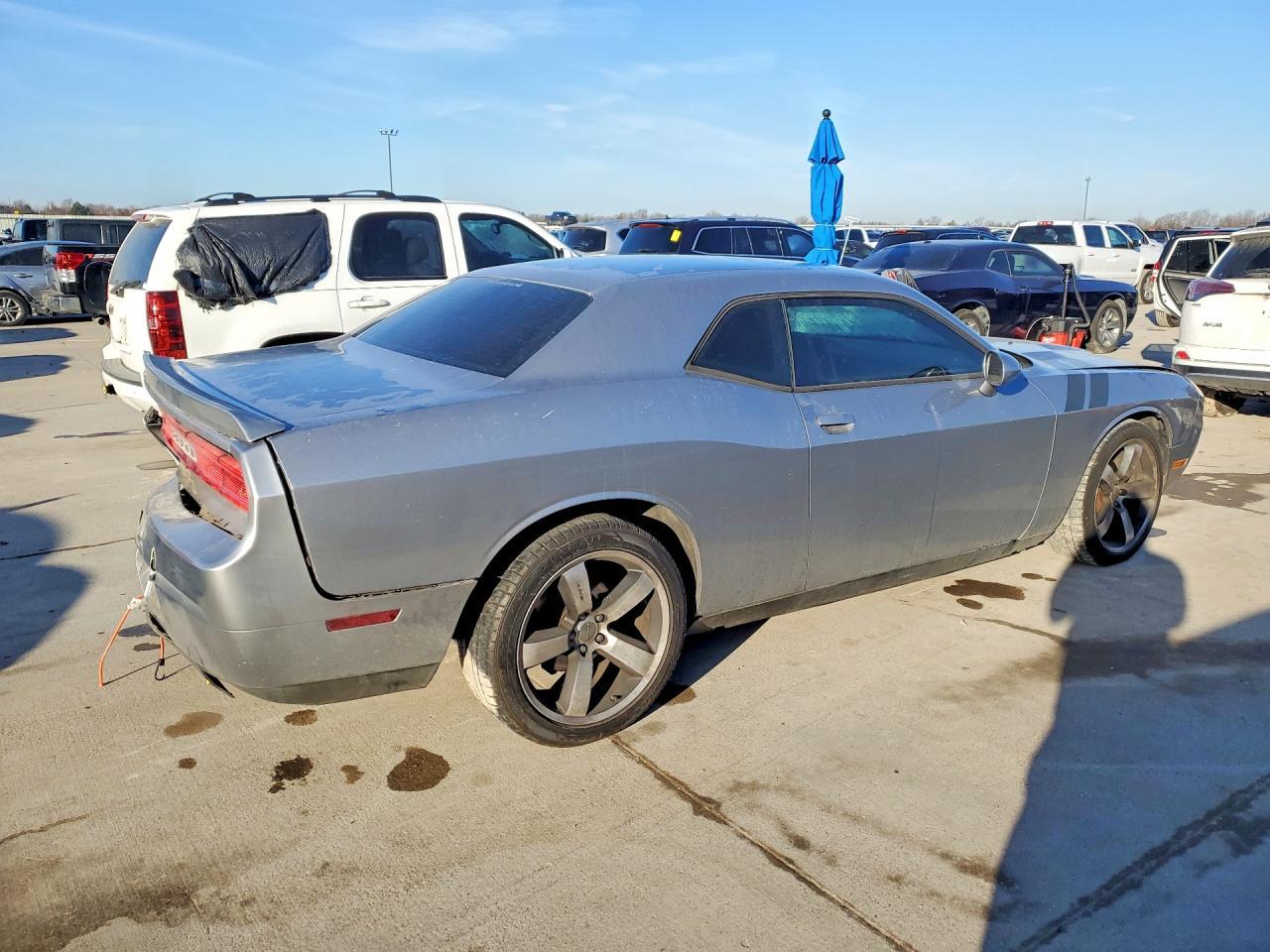 2014 Dodge Challenger Sxt - zdjęcie 3