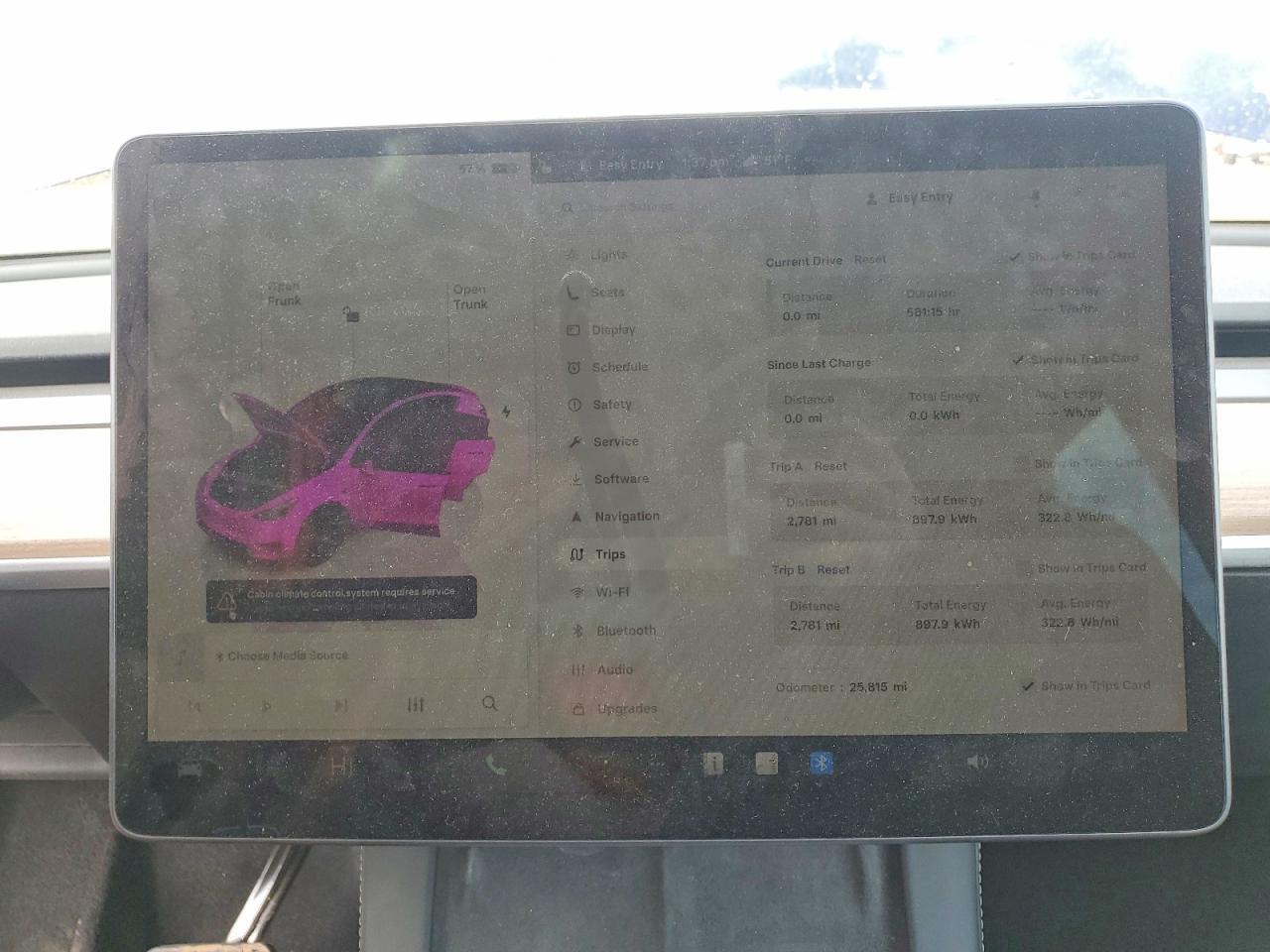 2024 Tesla Model Y - zdjęcie 9