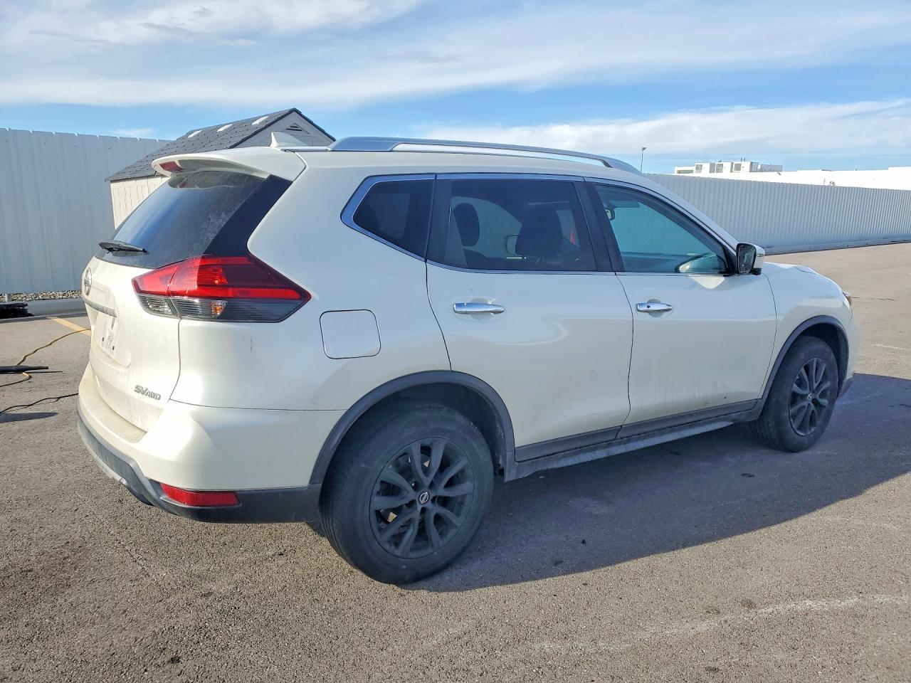 2017 Nissan Rogue Sv - zdjęcie 3