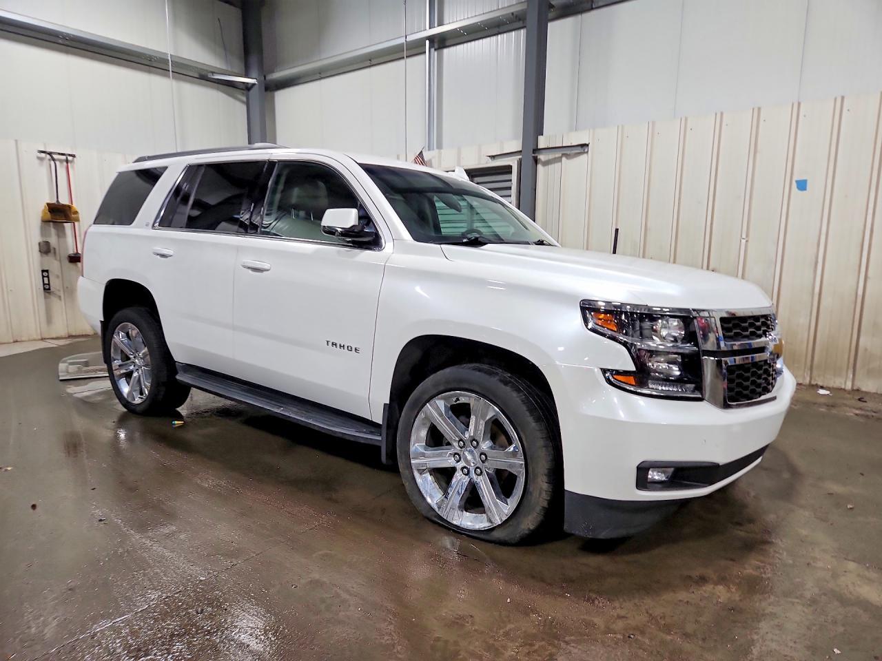 2019 Chevrolet Tahoe K1500 Lt - zdjęcie 4