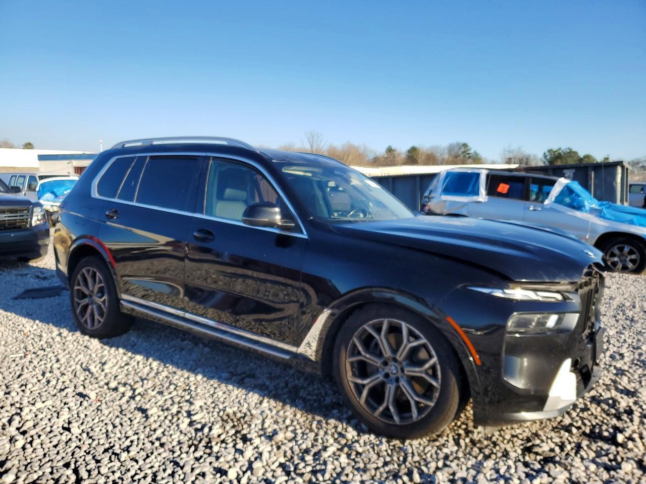 2024 BMW X7 xDrive40I - zdjęcie 4