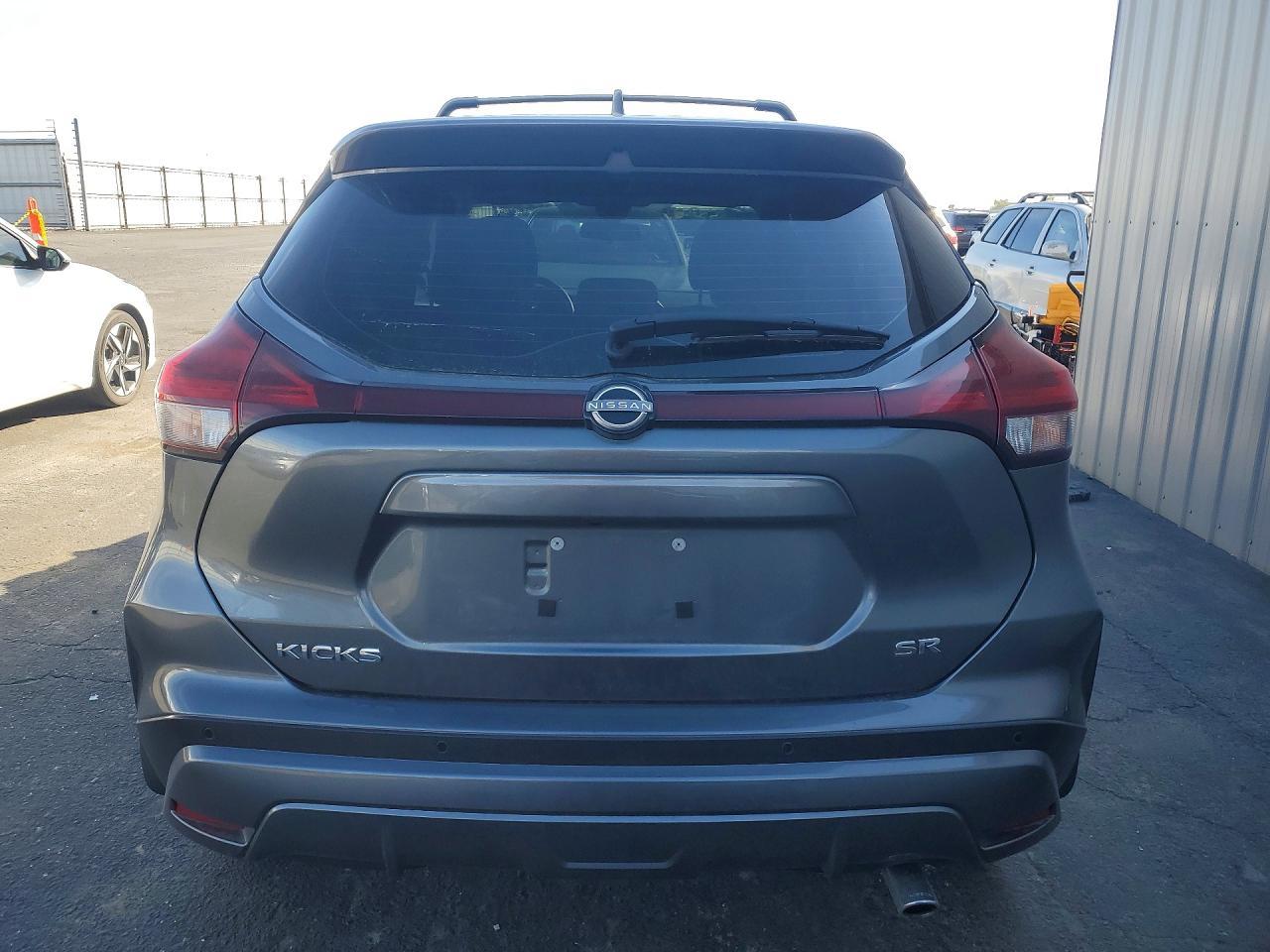 2024 Nissan Kicks Sr - zdjęcie 6