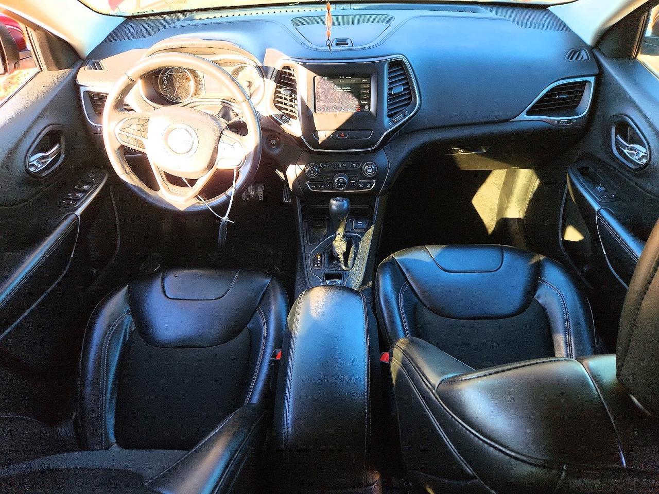 2019 Jeep Cherokee Latitude Plus - zdjęcie 8
