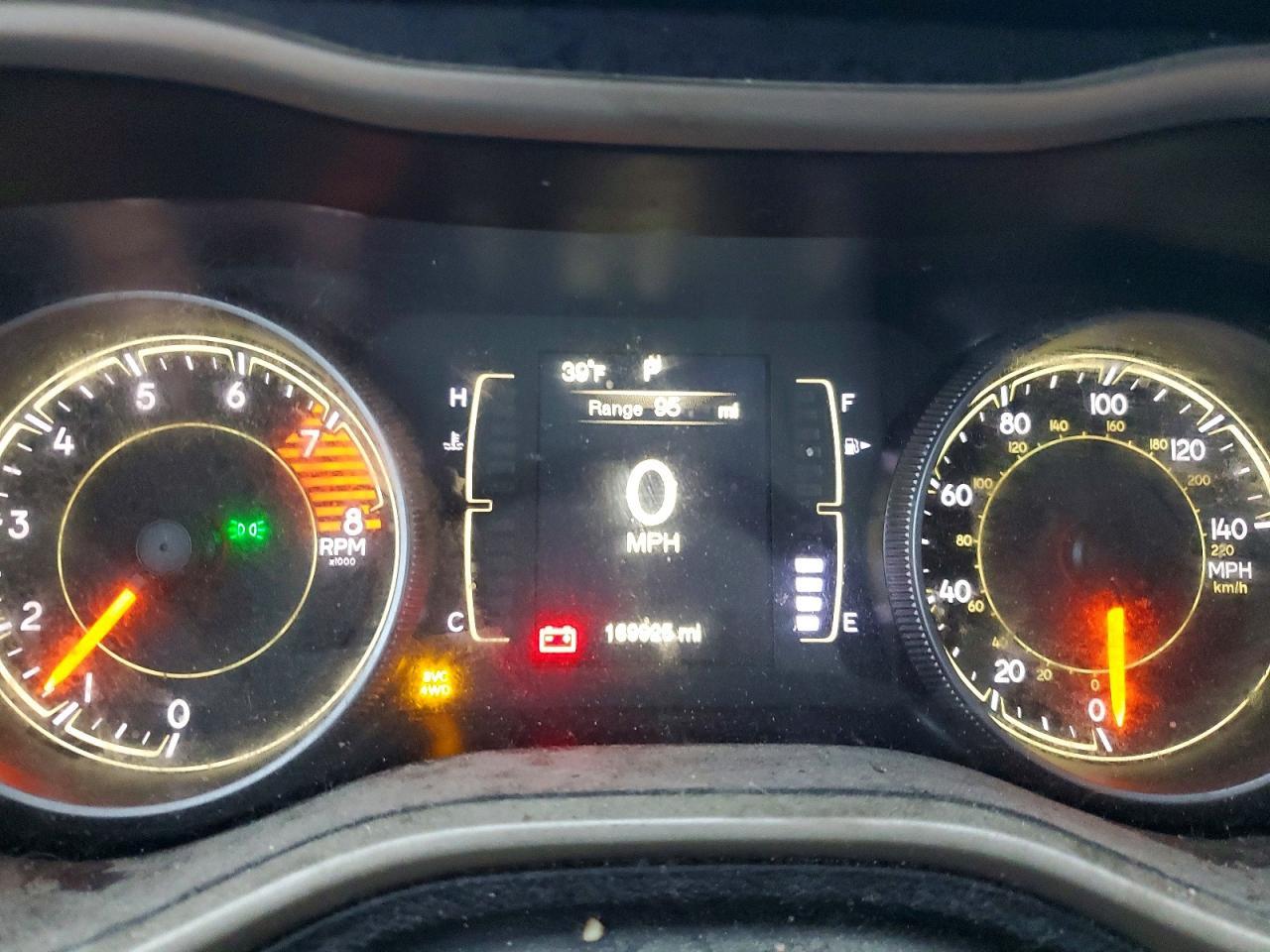 2016 Jeep Cherokee Latitude - zdjęcie 9