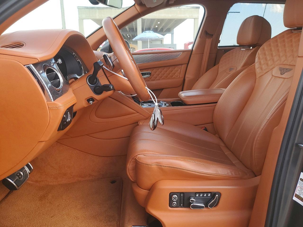 2021 Bentley Bentayga Speed - zdjęcie 7