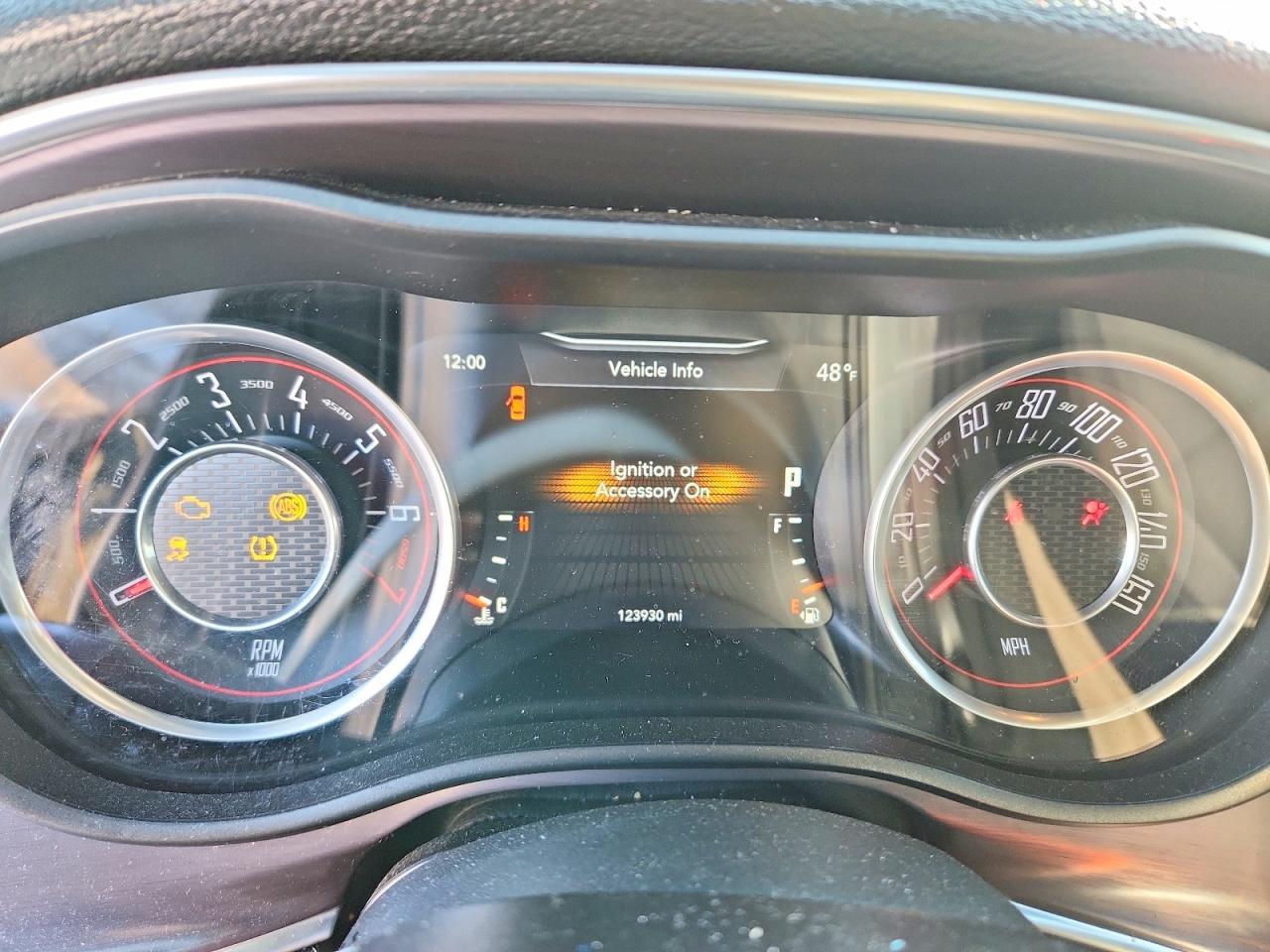 2016 Dodge Challenger Sxt - zdjęcie 9