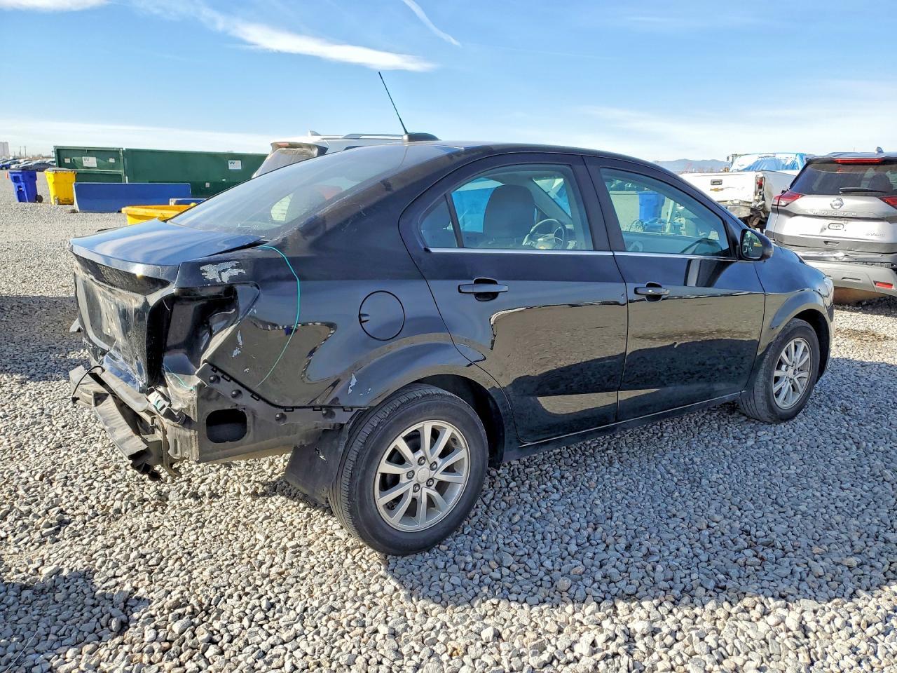 2020 Chevrolet Sonic Lt - zdjęcie 3