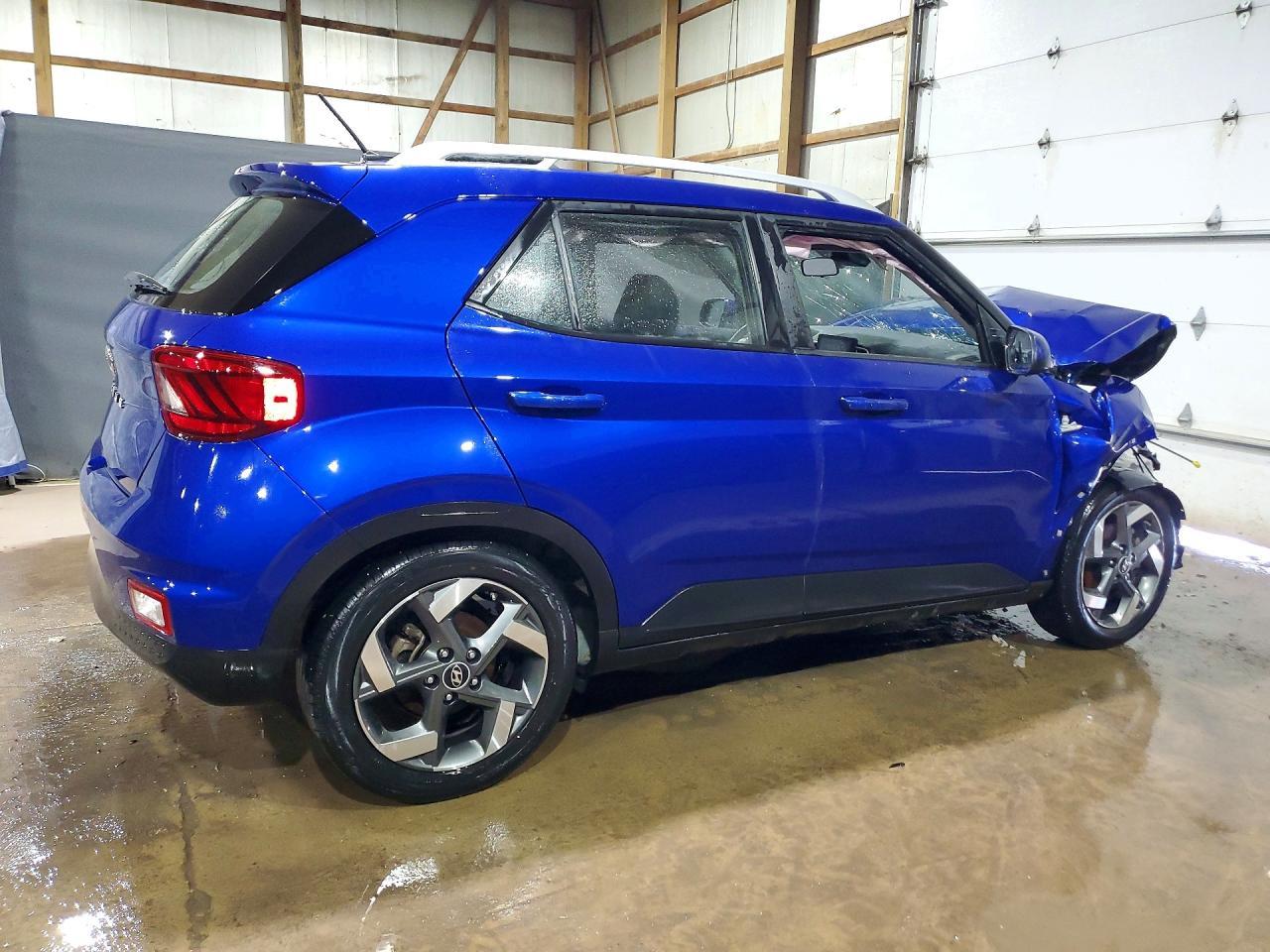 Hyundai Venue - zdjęcie 3