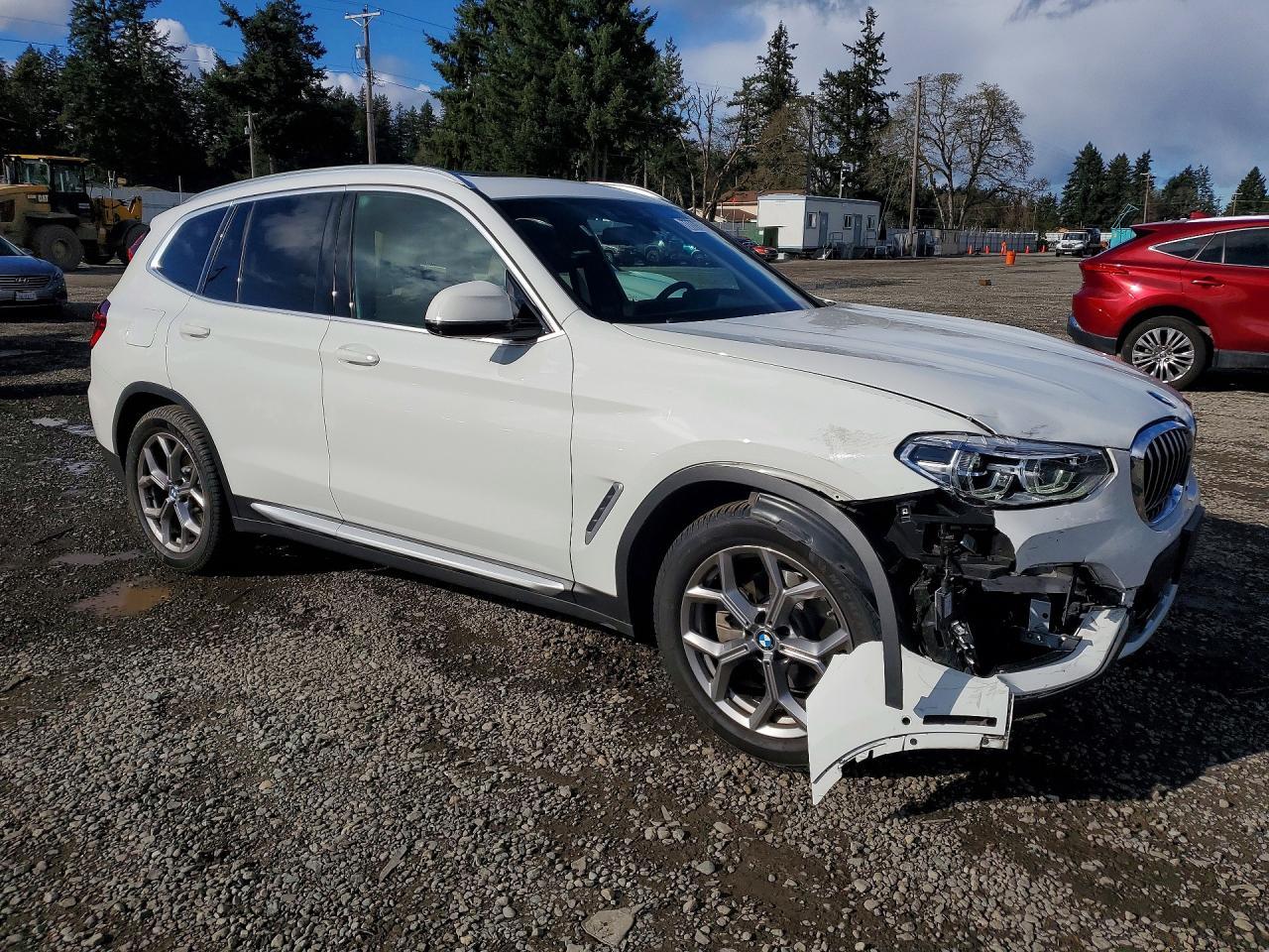 2021 BMW X3 xDrive30I - zdjęcie 4