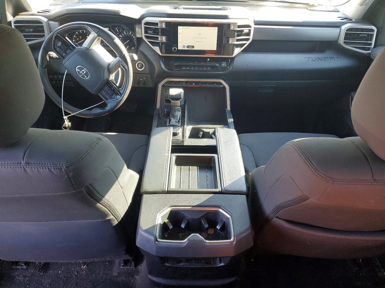 2023 Toyota Tundra Double Cab Sr - zdjęcie 8