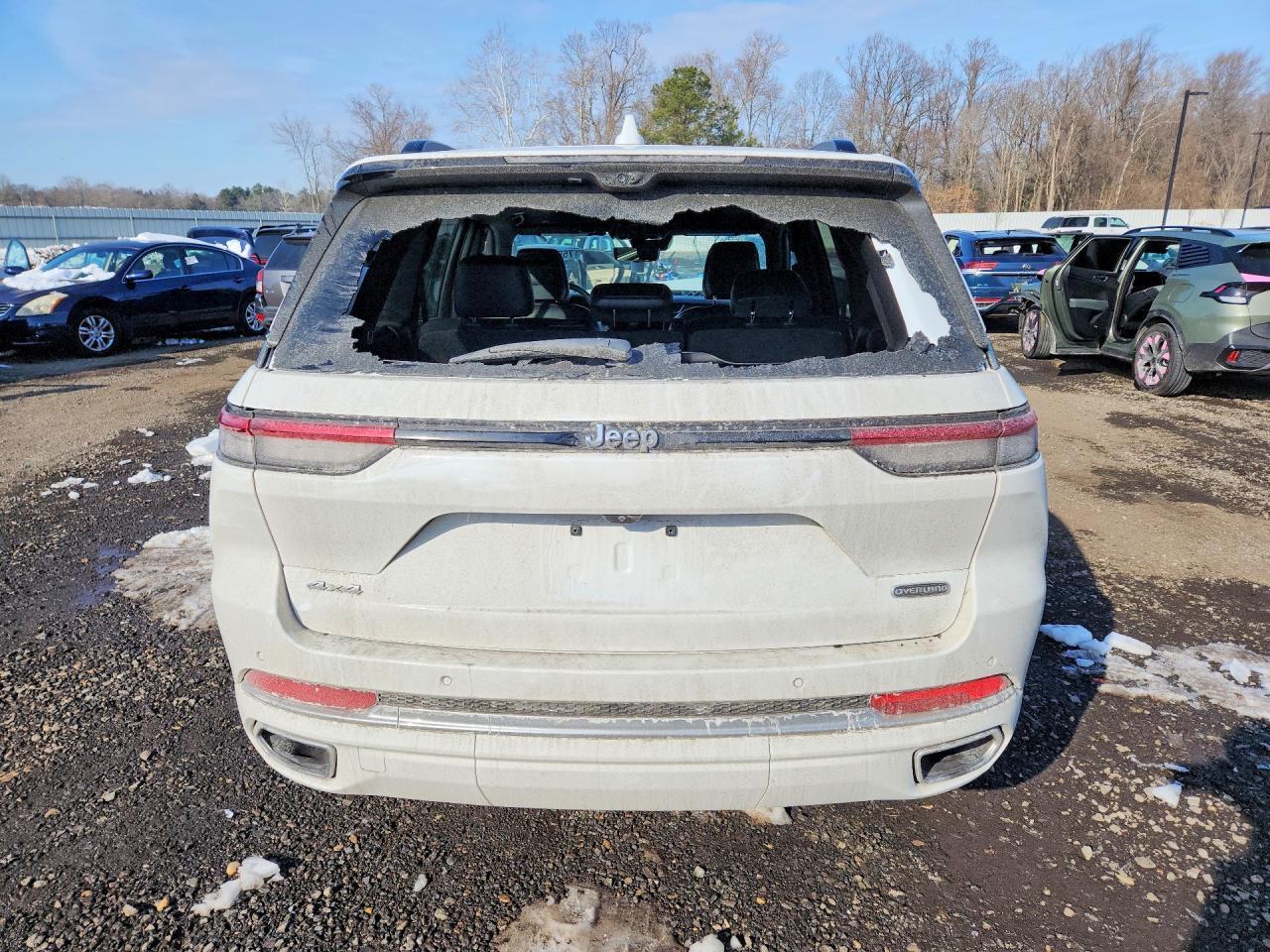 2022 Jeep Grand Cherokee Overland - zdjęcie 6