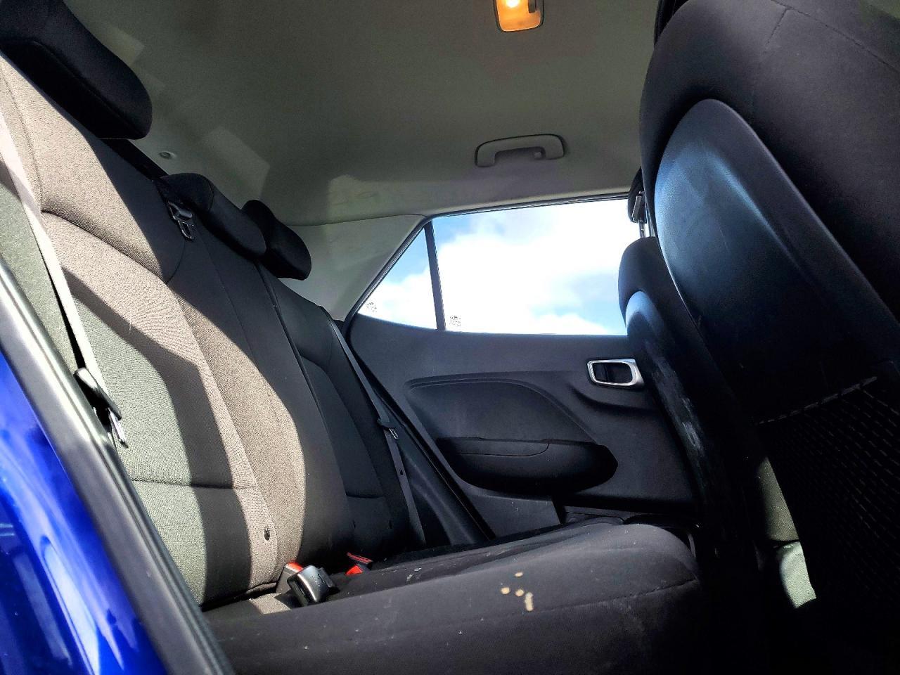 2021 Hyundai Venue Se - zdjęcie 11