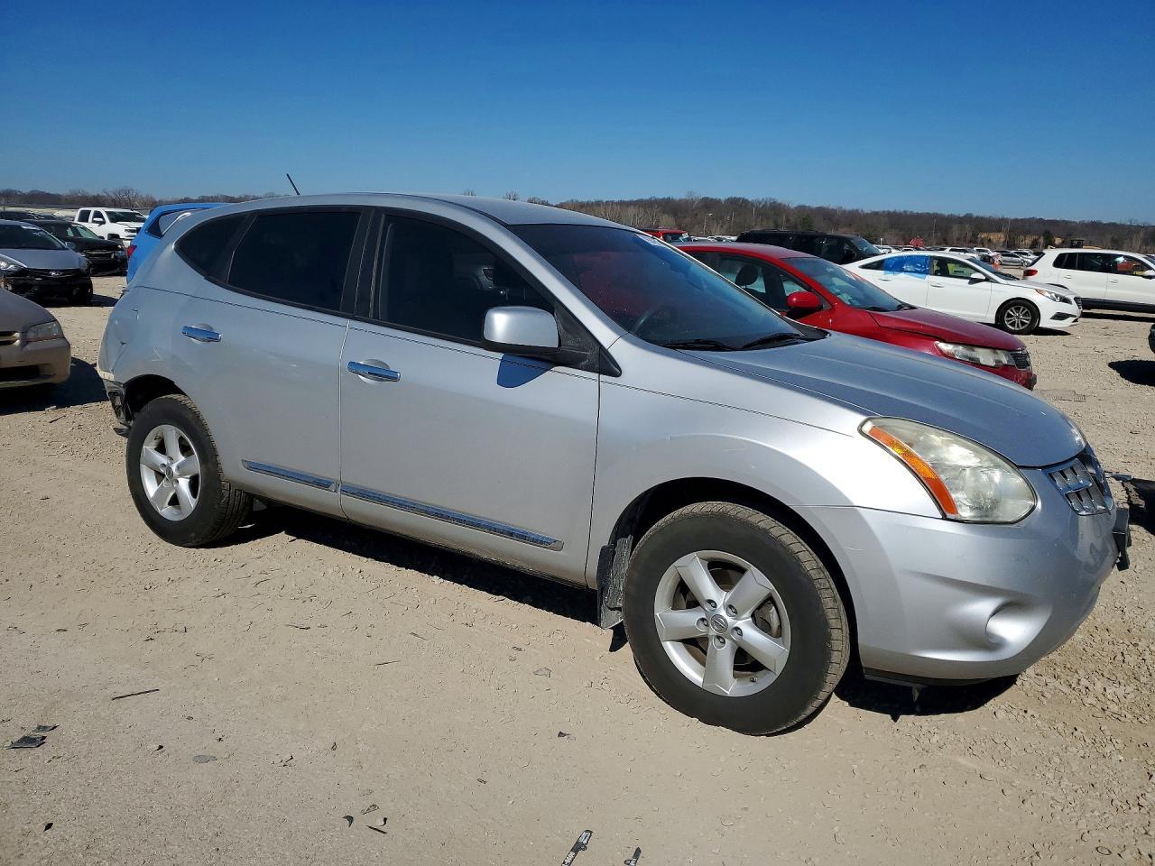 2013 Nissan Rogue S - zdjęcie 4