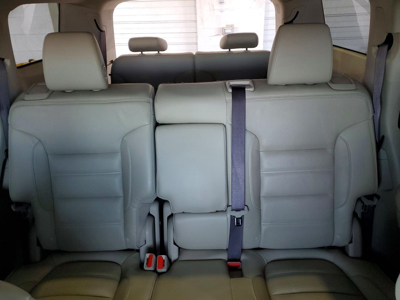 2017 GMC Acadia Denali - zdjęcie 10