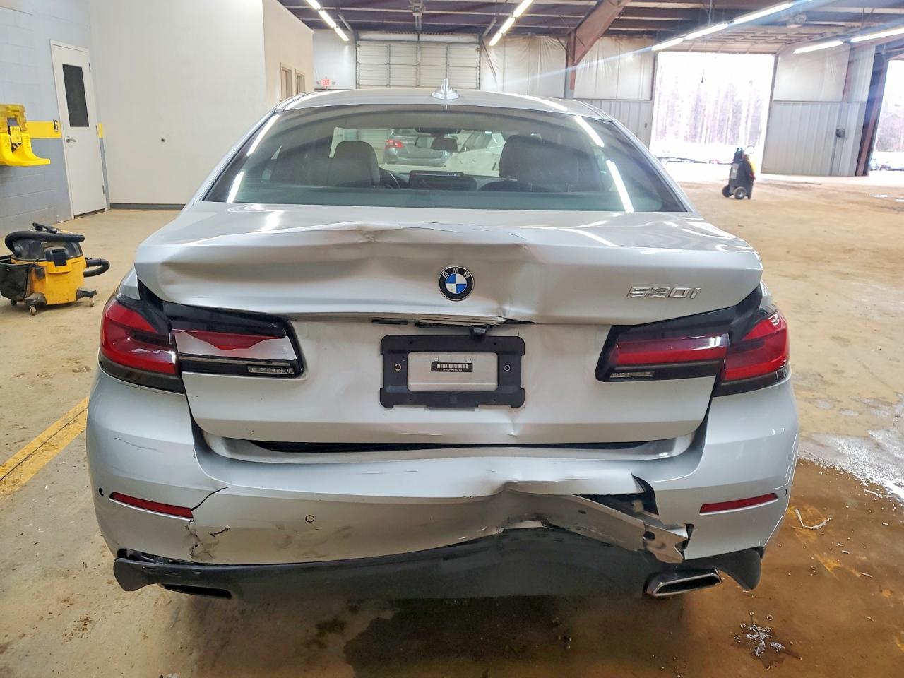 2021 BMW 530 I - zdjęcie 6