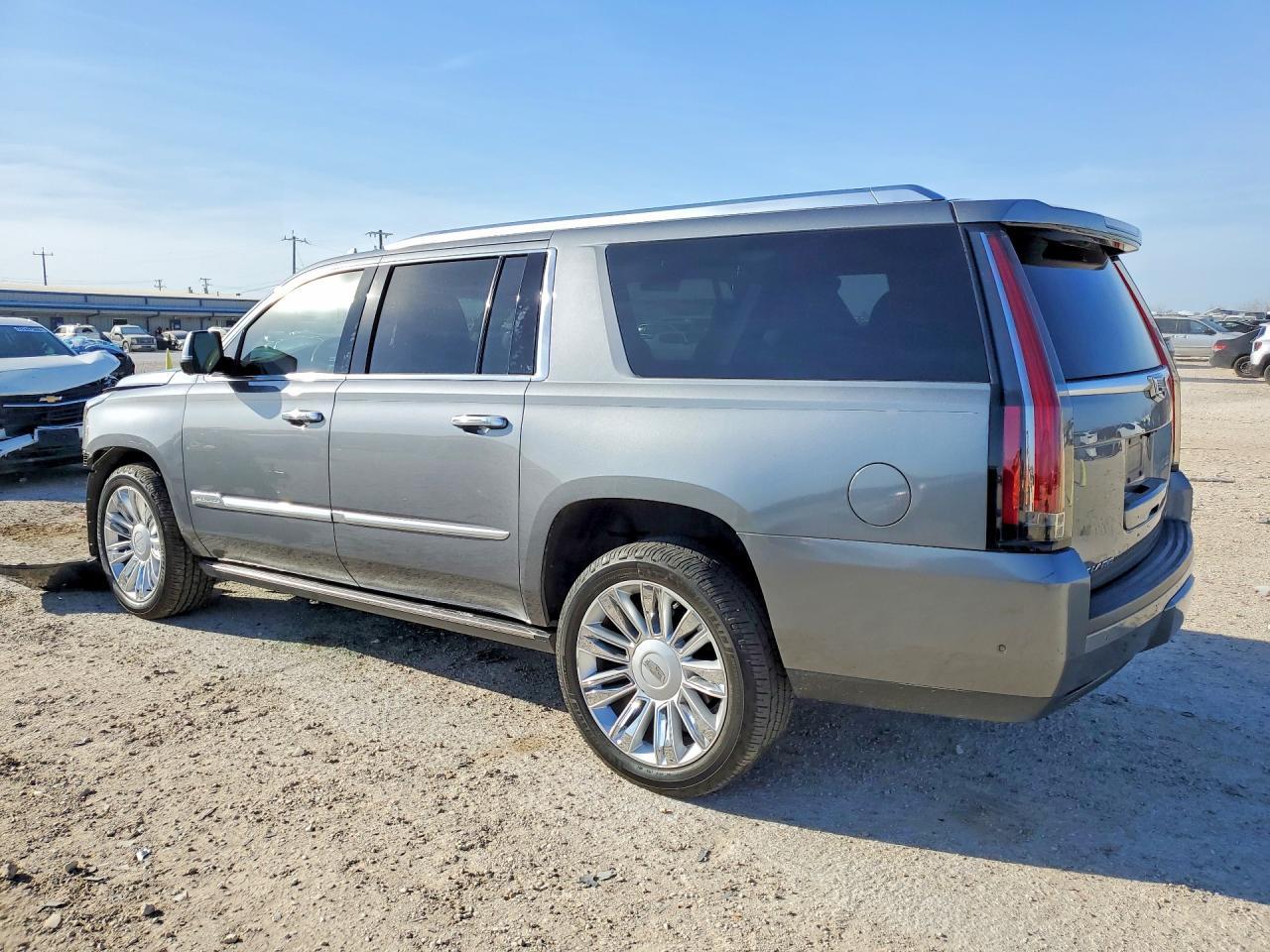 2018 Cadillac Escalade Esv Platinum - zdjęcie 2