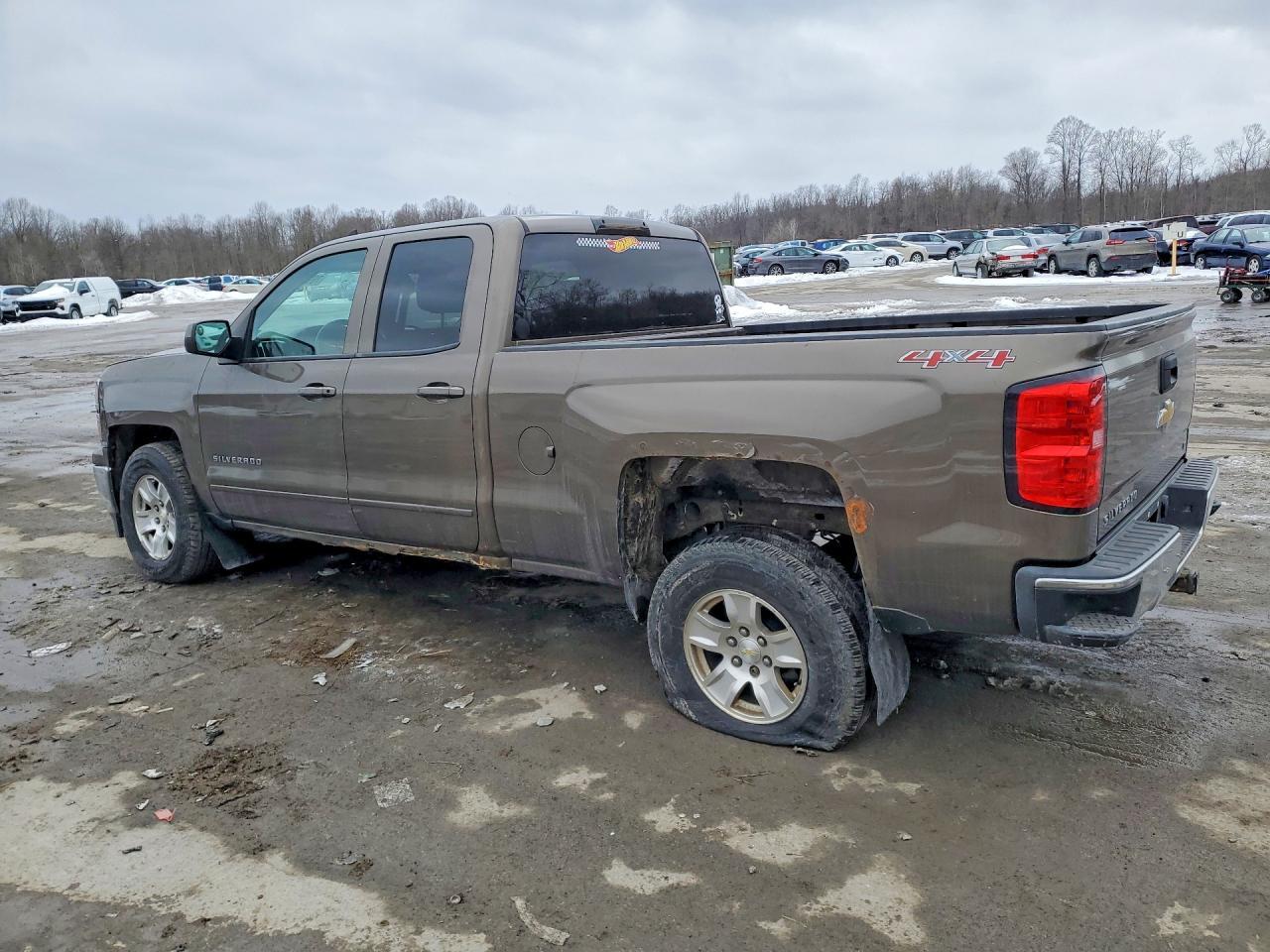 2015 Chevrolet Silverado K1500 Lt - zdjęcie 2