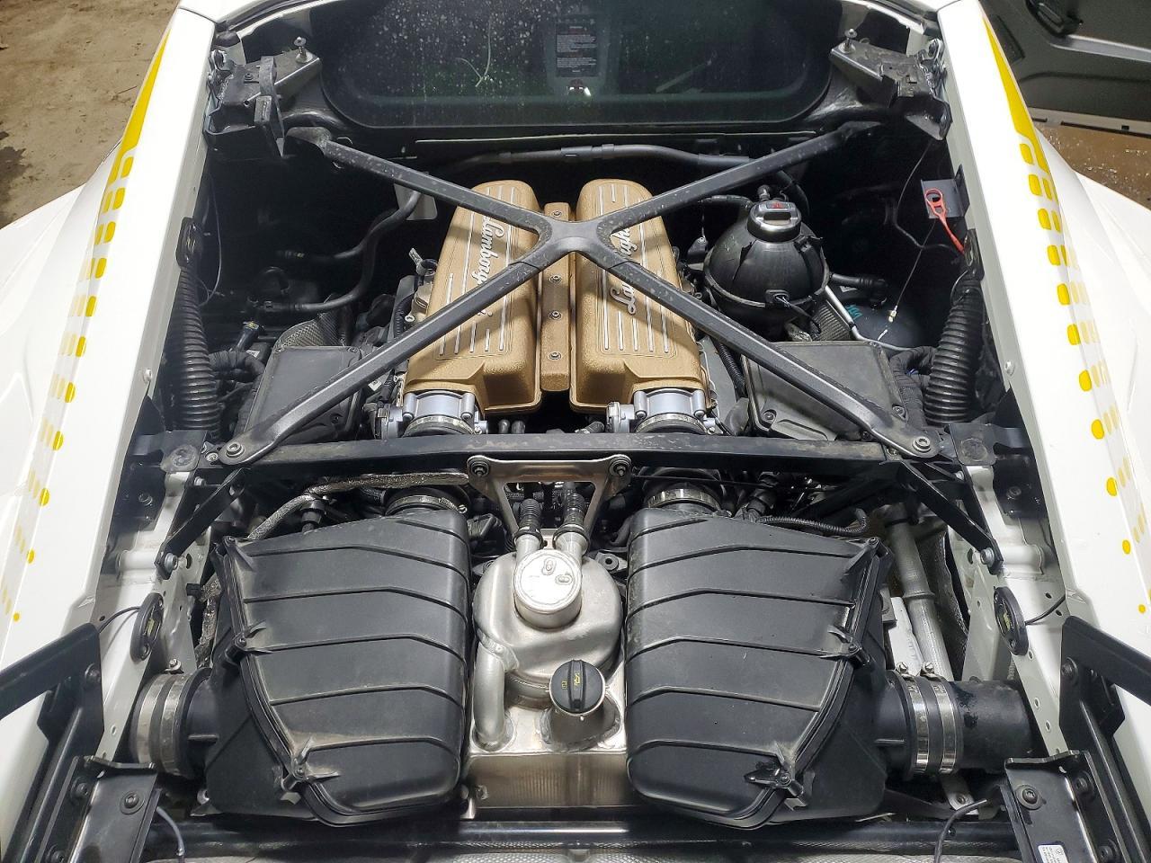 2022 Lamborghini Huracan Sto - zdjęcie 11