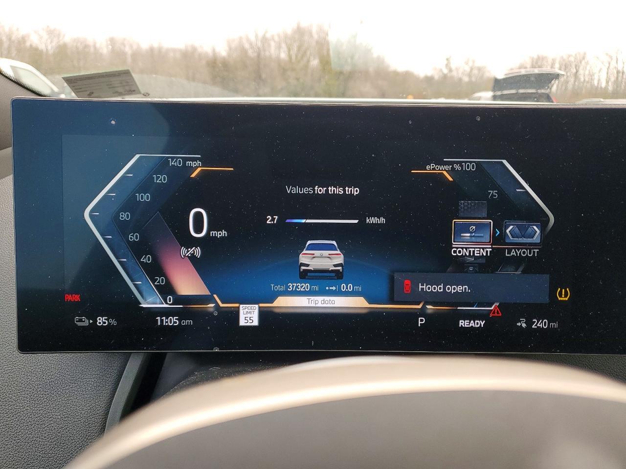 2023 BMW Ix xDrive50 - zdjęcie 9