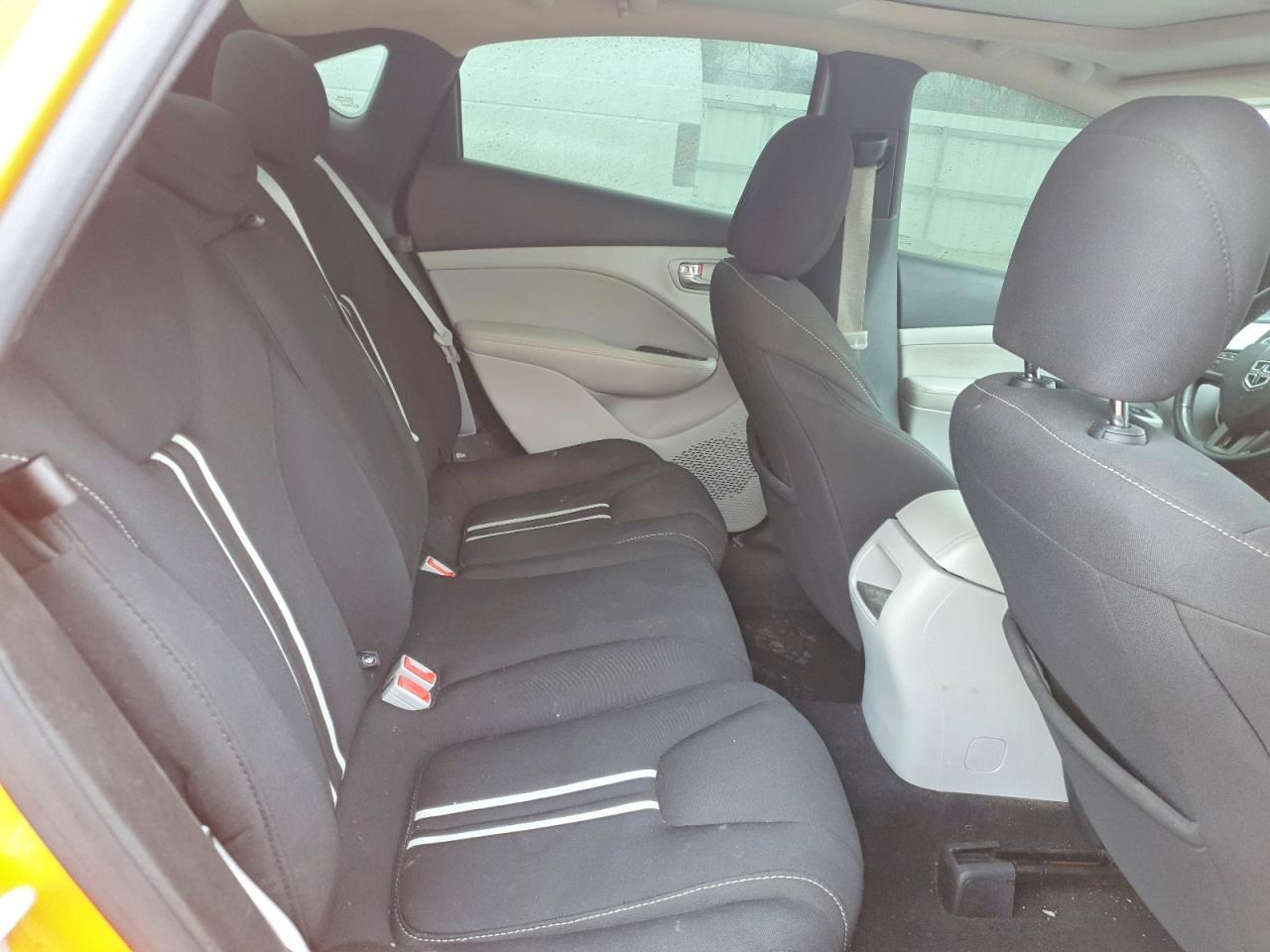 2013 Dodge Dart Sxt - zdjęcie 10