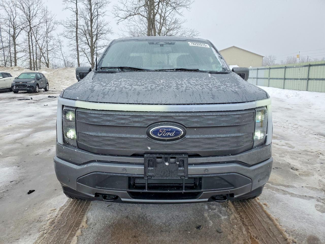 2023 Ford F150 Lightning Pro - zdjęcie 5