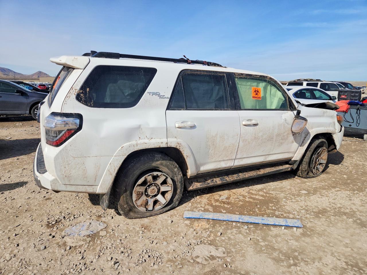 2023 Toyota 4Runner Se - zdjęcie 3