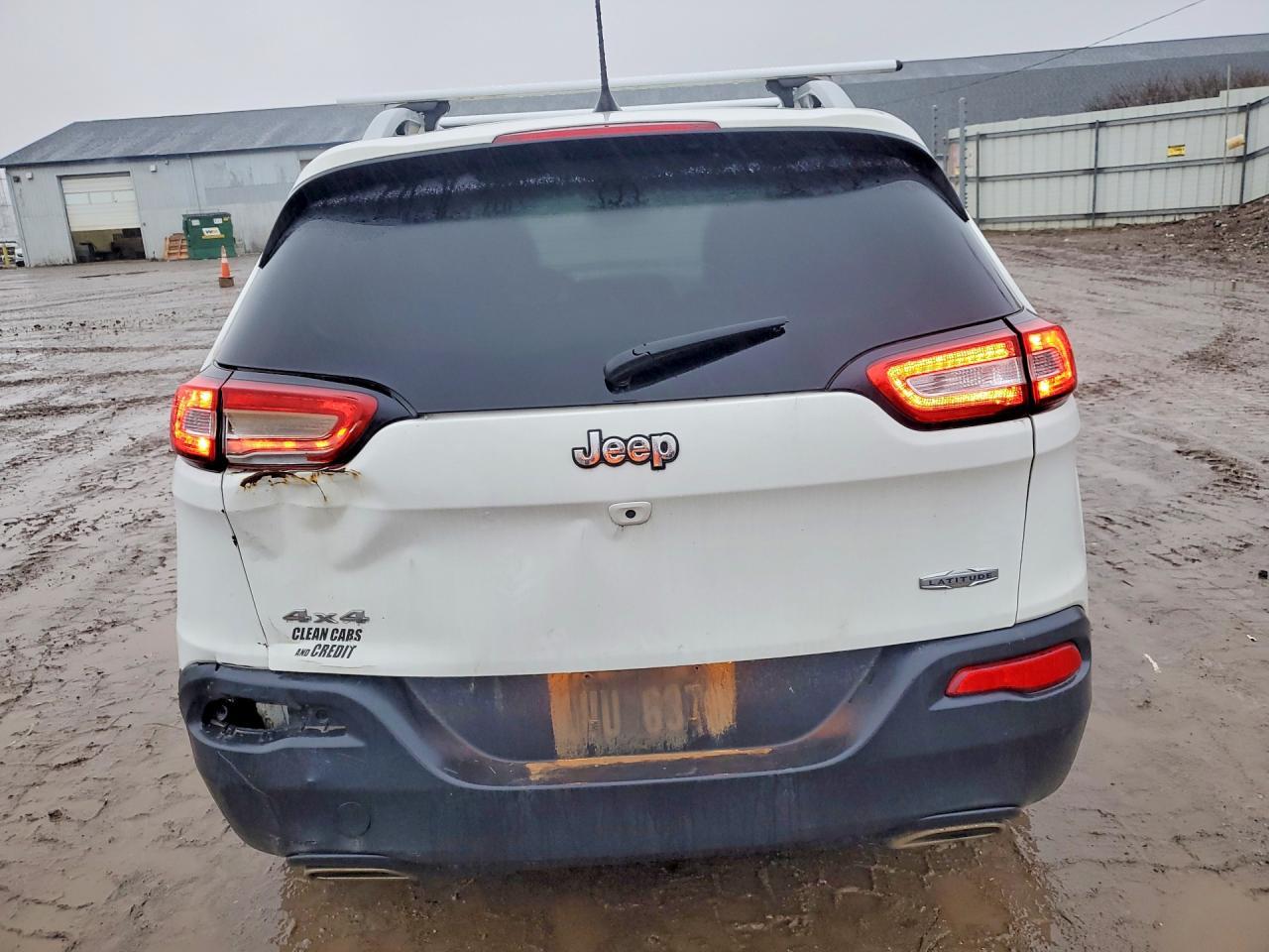 2016 Jeep Cherokee Latitude - zdjęcie 6