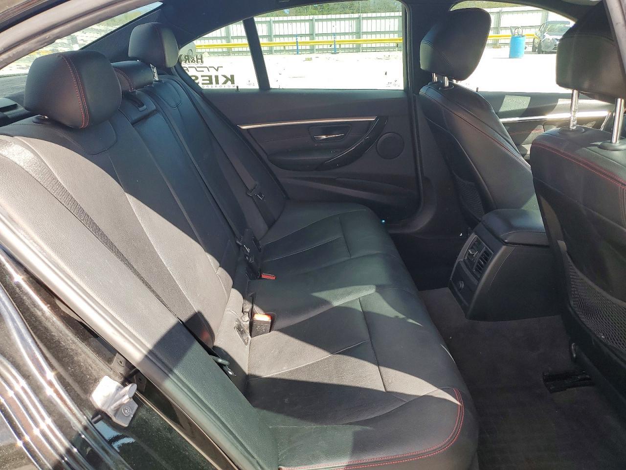 2017 BMW 330 I - zdjęcie 10