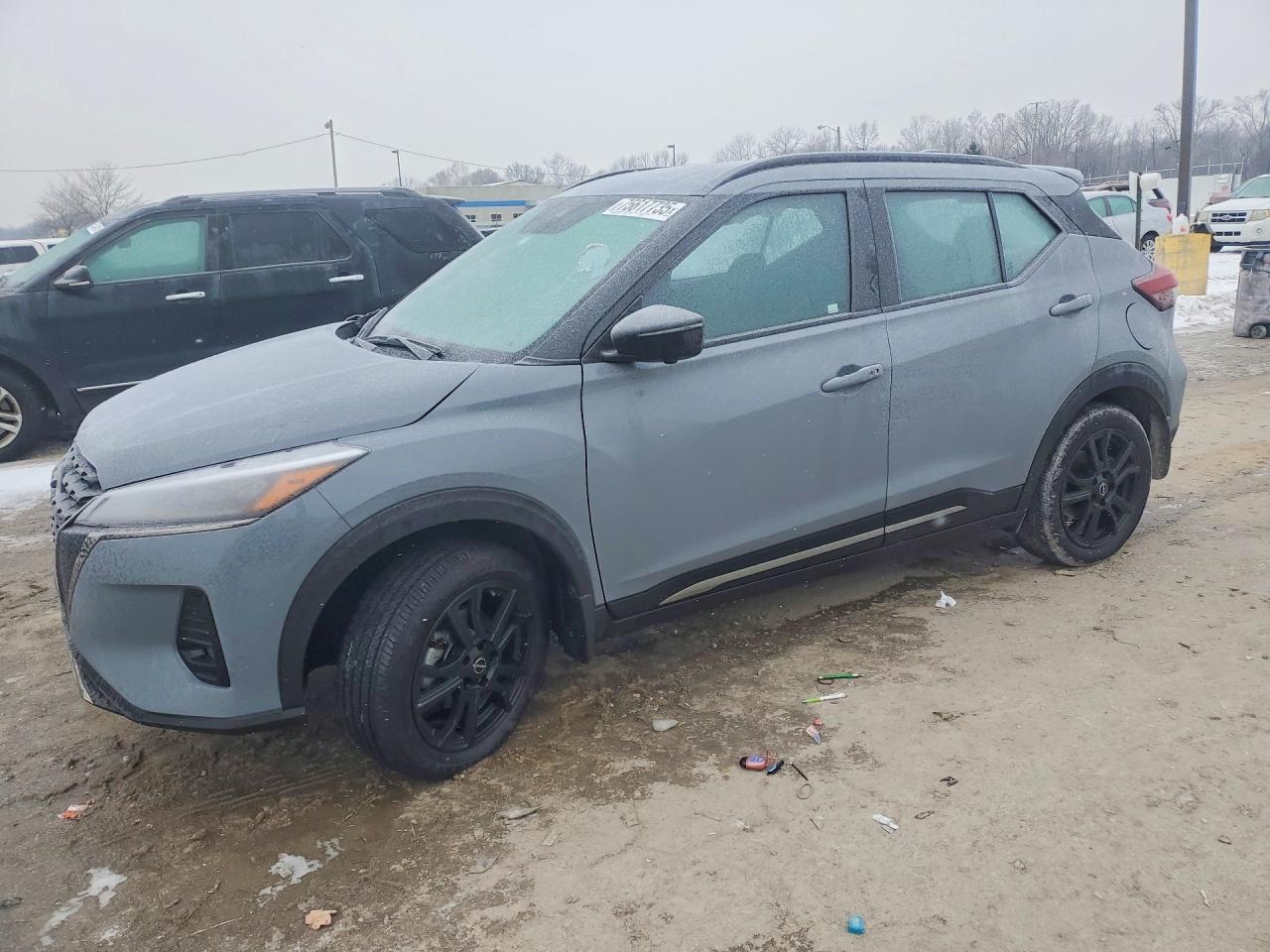 2024 Nissan Kicks Sr - zdjęcie główne