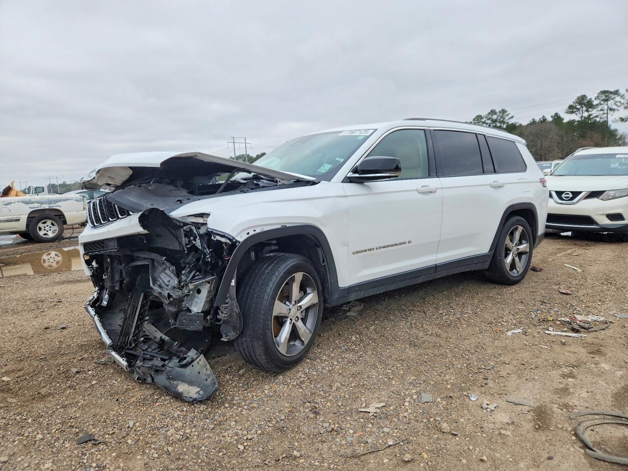 2022 Jeep Grand Cherokee L Limited - zdjęcie główne