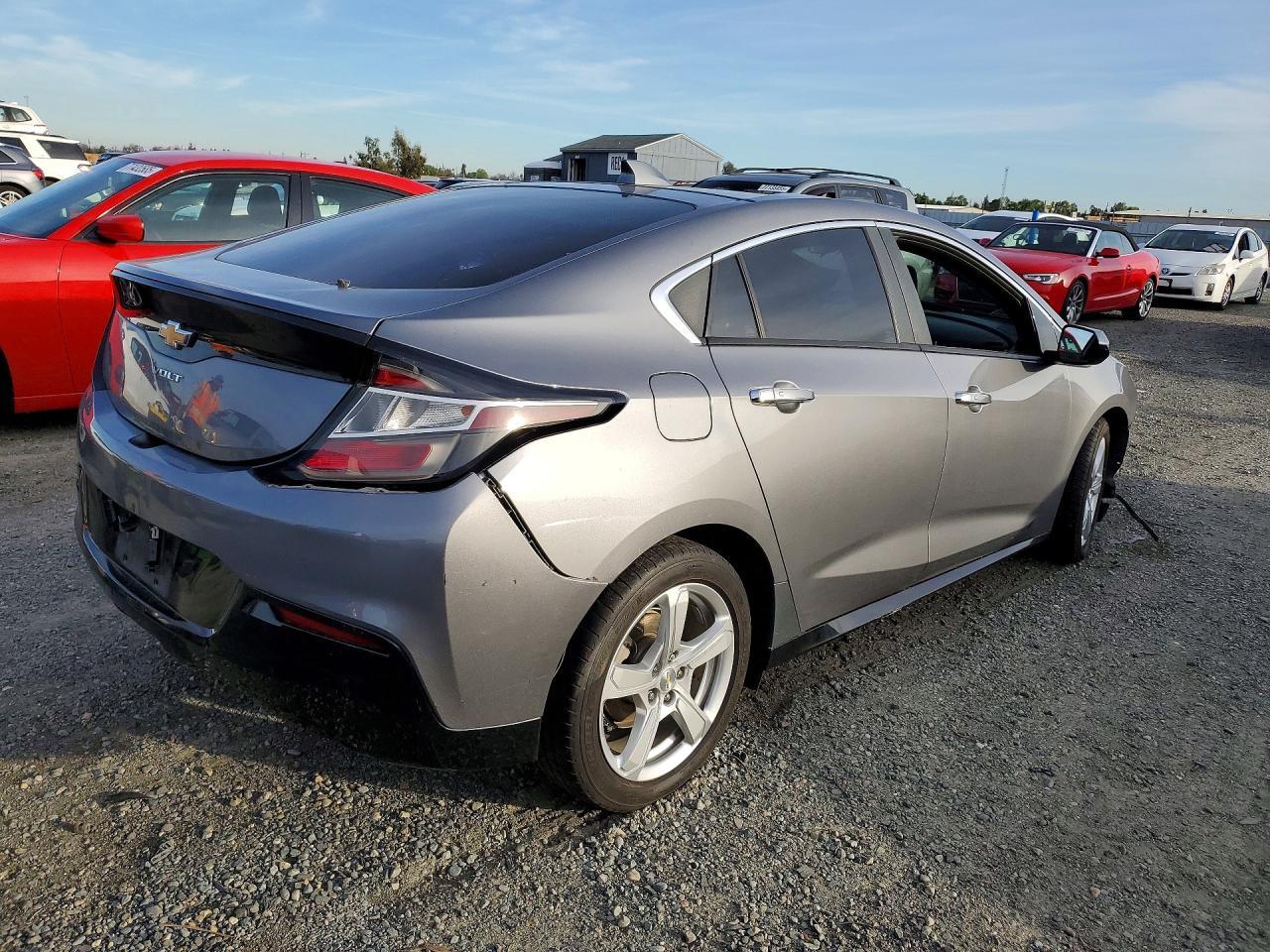 2018 Chev Volt - zdjęcie 3