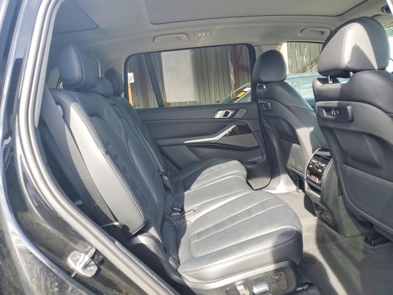 2019 BMW X7 xDrive40I - zdjęcie 12