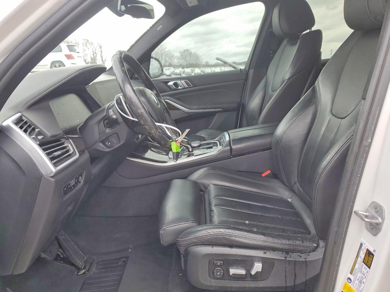 2021 BMW X5 xDrive40I - zdjęcie 7