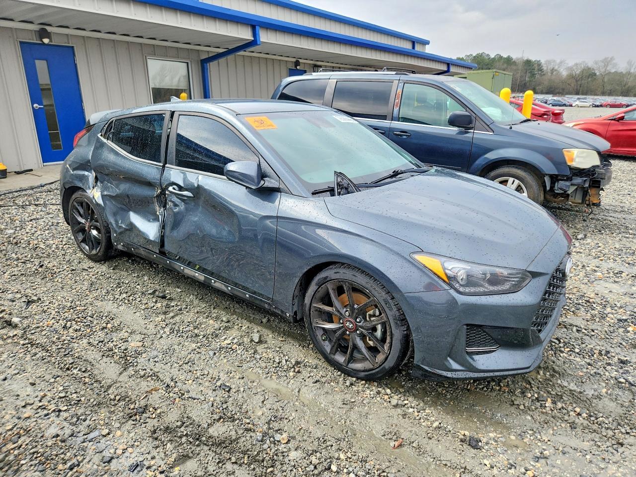 2020 Hyundai Veloster 2.0L - zdjęcie 4