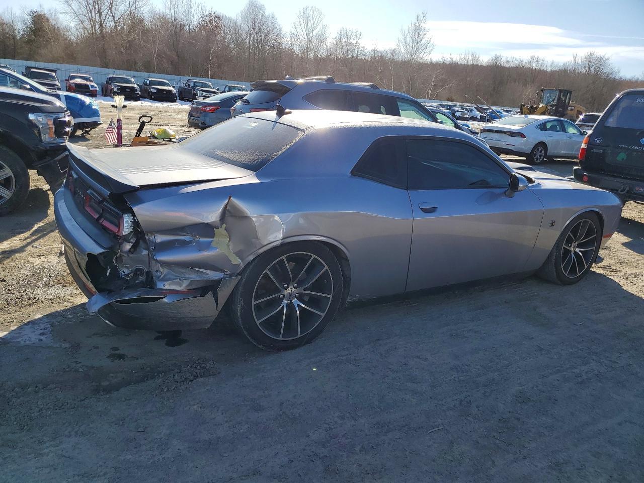 2018 Dodge Challenger R - zdjęcie 3