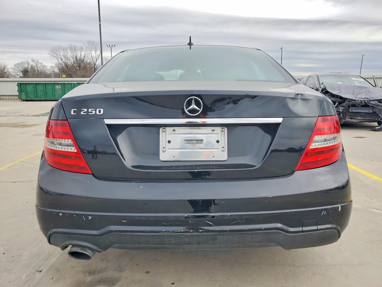 2013 Mercedes-Benz C 250 - zdjęcie 6