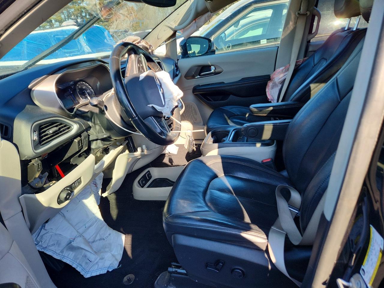 2020 Chrysler Pacifica Touring L - zdjęcie 7