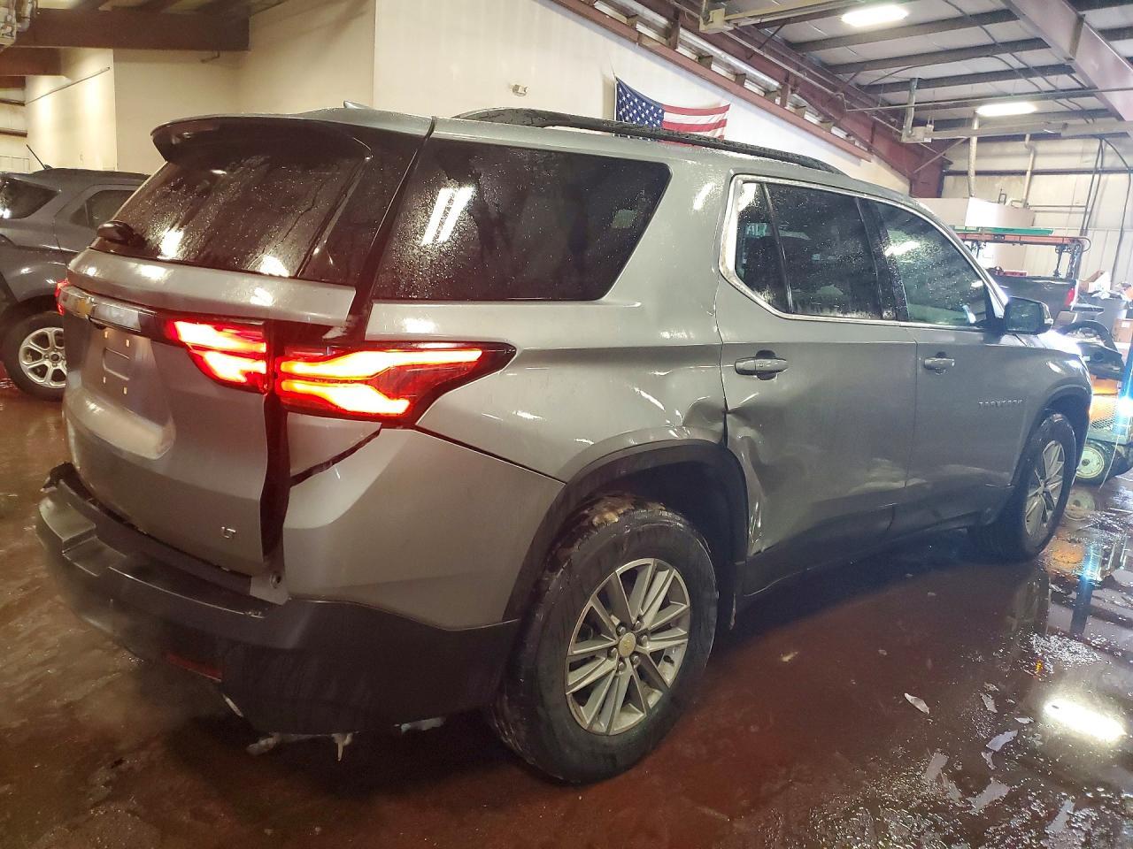 2023 Chevrolet Traverse Lt - zdjęcie 3