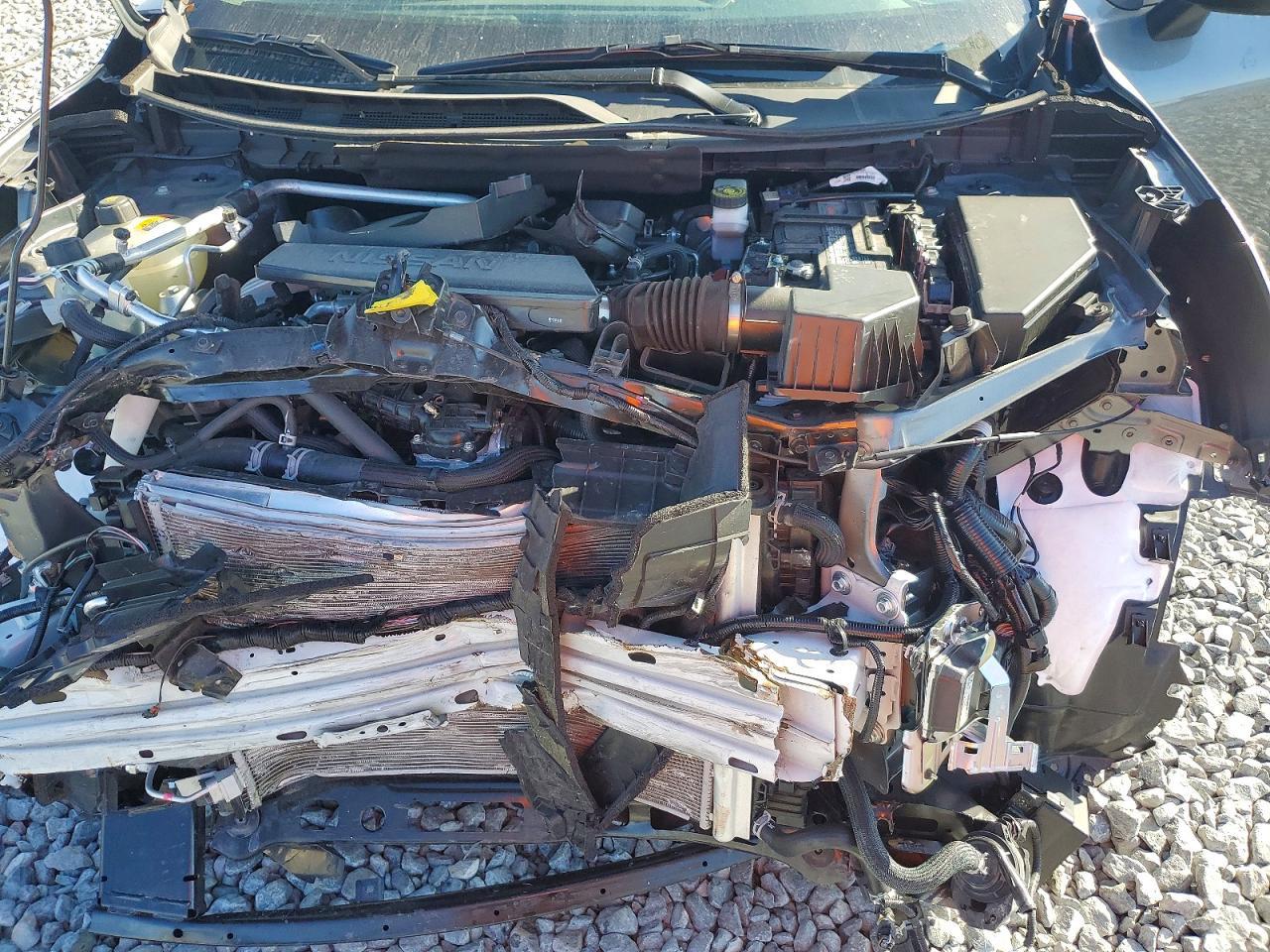 2025 Nissan Rogue Sv - zdjęcie 12