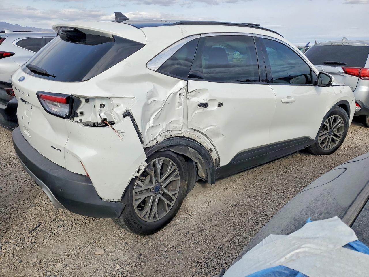 2022 Ford Escape Sel - zdjęcie 3