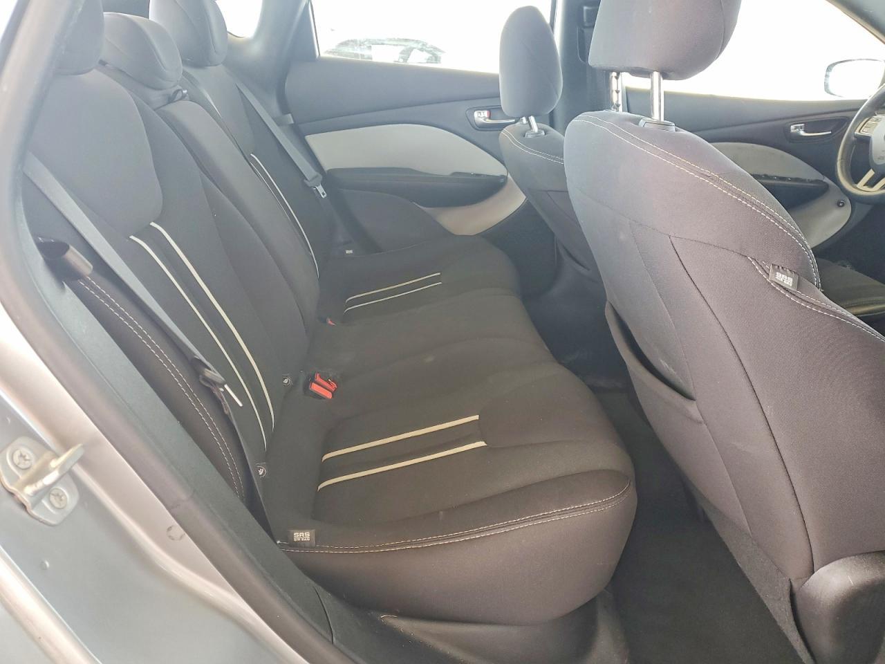 2014 Dodge Dart Sxt - zdjęcie 10