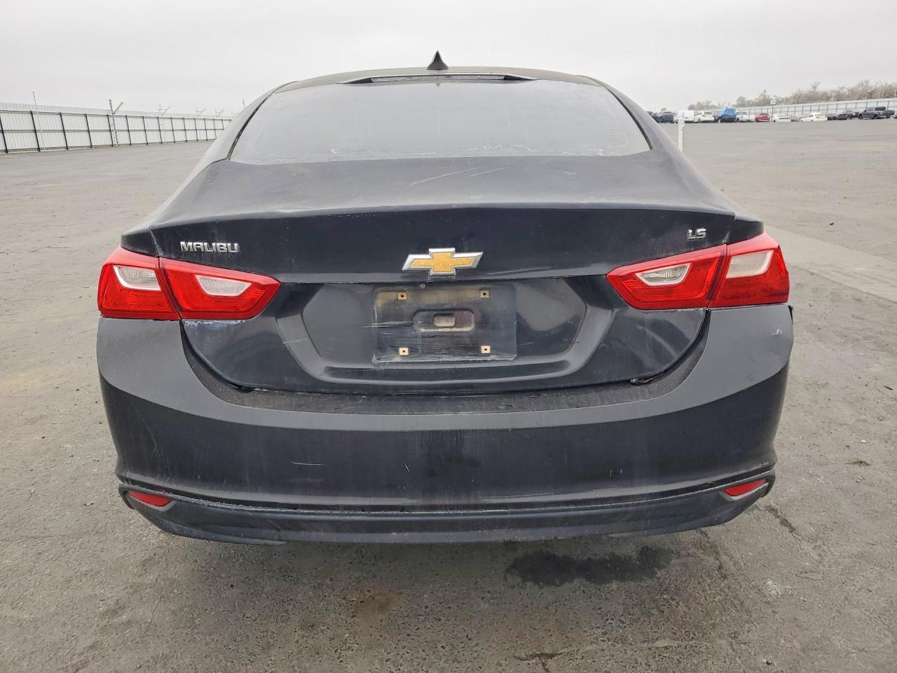 2016 Chevrolet Malibu Ls - zdjęcie 6