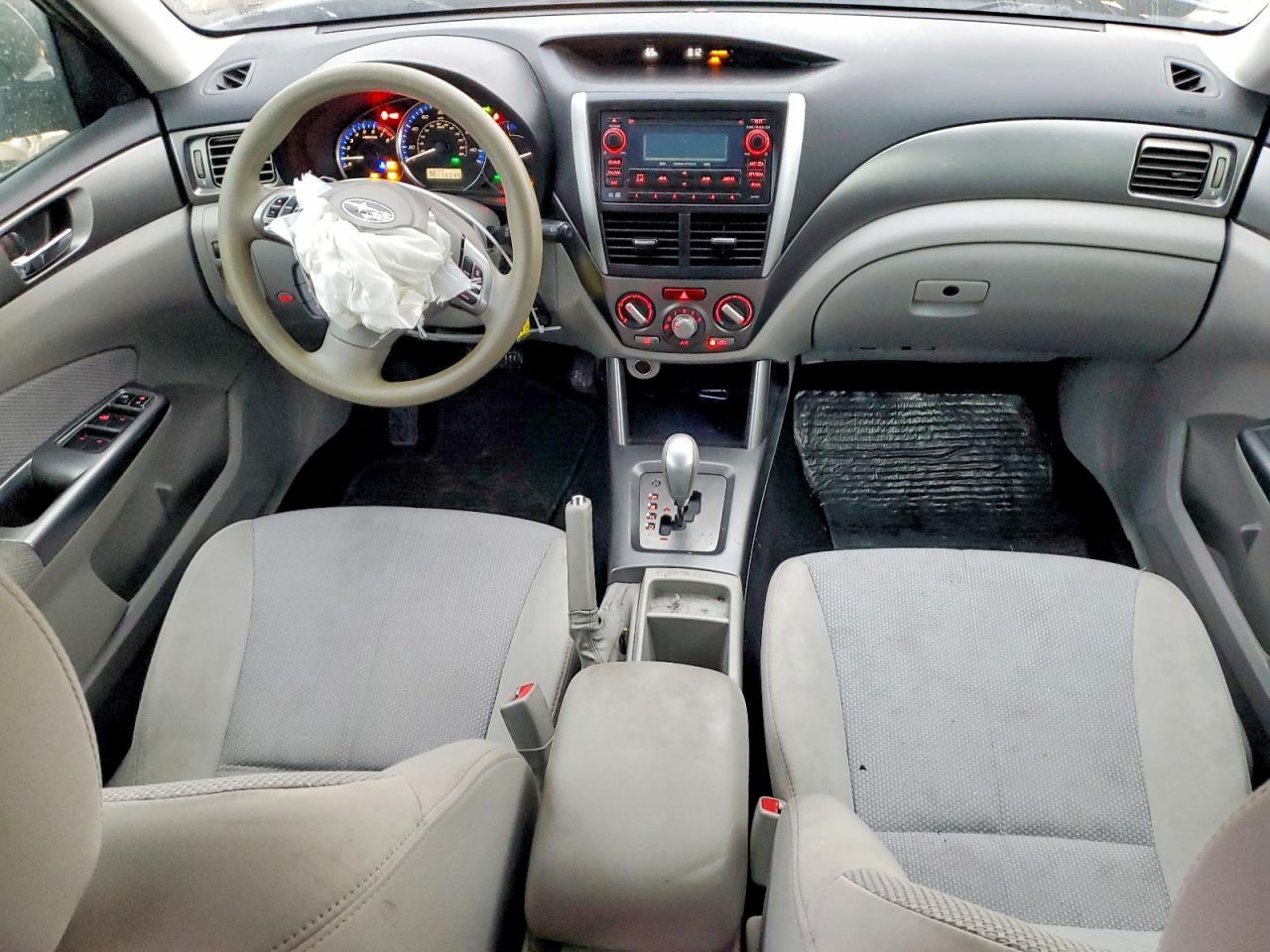2013 Subaru Forester 2.5X Premium - zdjęcie 8