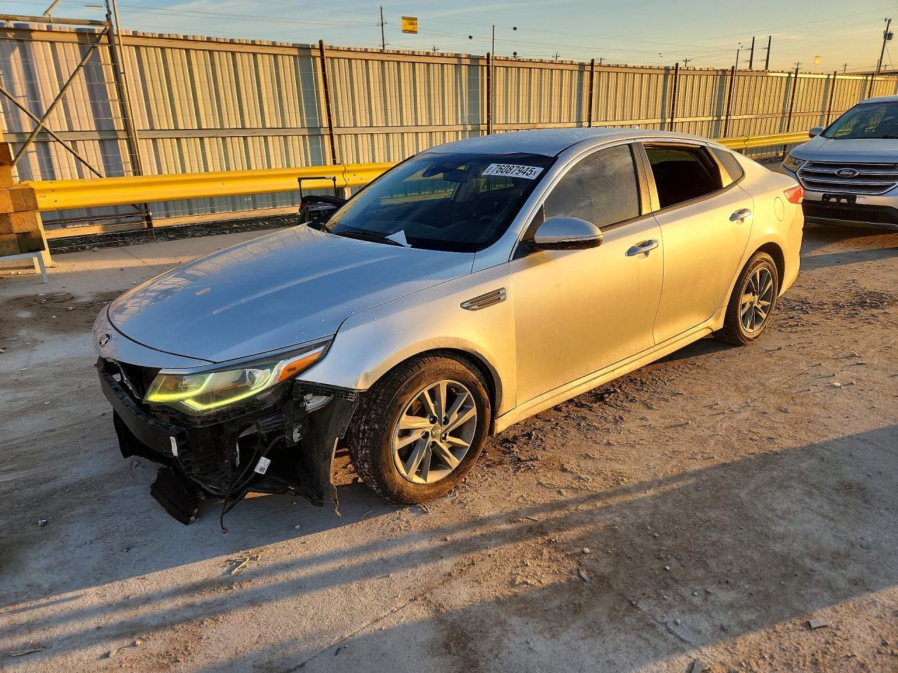 2019 Kia Optima Lx - zdjęcie główne