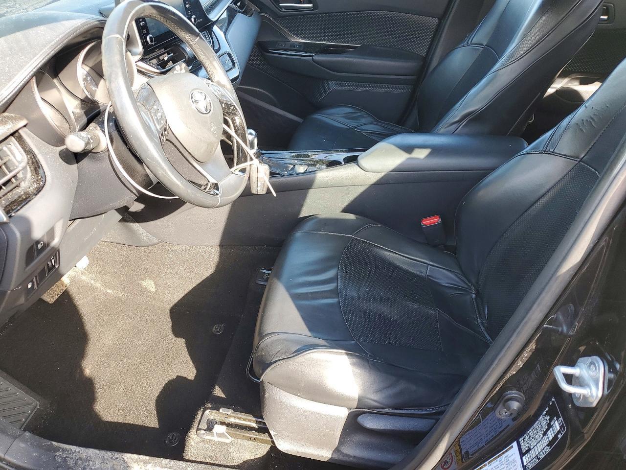 2019 Toyota C-Hr Xle - zdjęcie 7